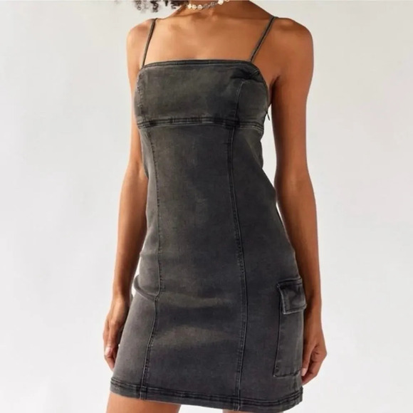 Urban Outfitters Whitney Black Denim Mini Dress - Picture 1 of 9